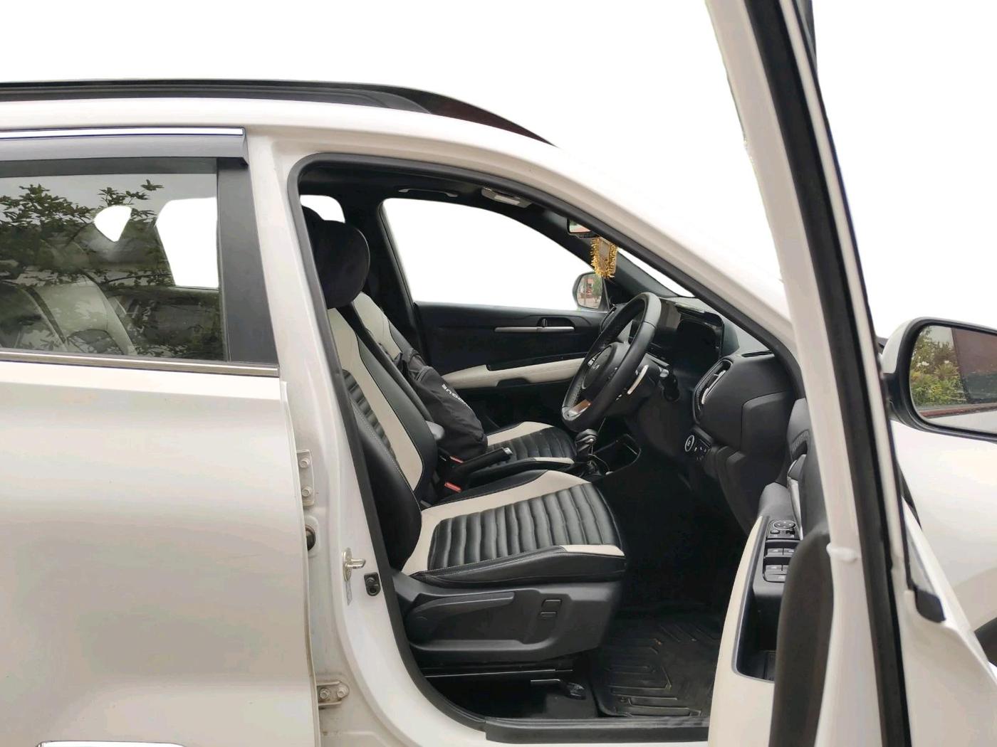 2024 KIA SONET GTX PLUS 1.5 DIESEL AT, Diesel, Automatic, 34,915 km, interior