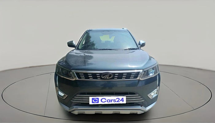 2020 Mahindra XUV300 W8 (O) 1.2 PETROL, Petrol, Manual, 95,721 km, exterior
