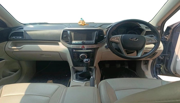2020 Mahindra XUV300 W8 (O) 1.2 PETROL, Petrol, Manual, 95,721 km, interior