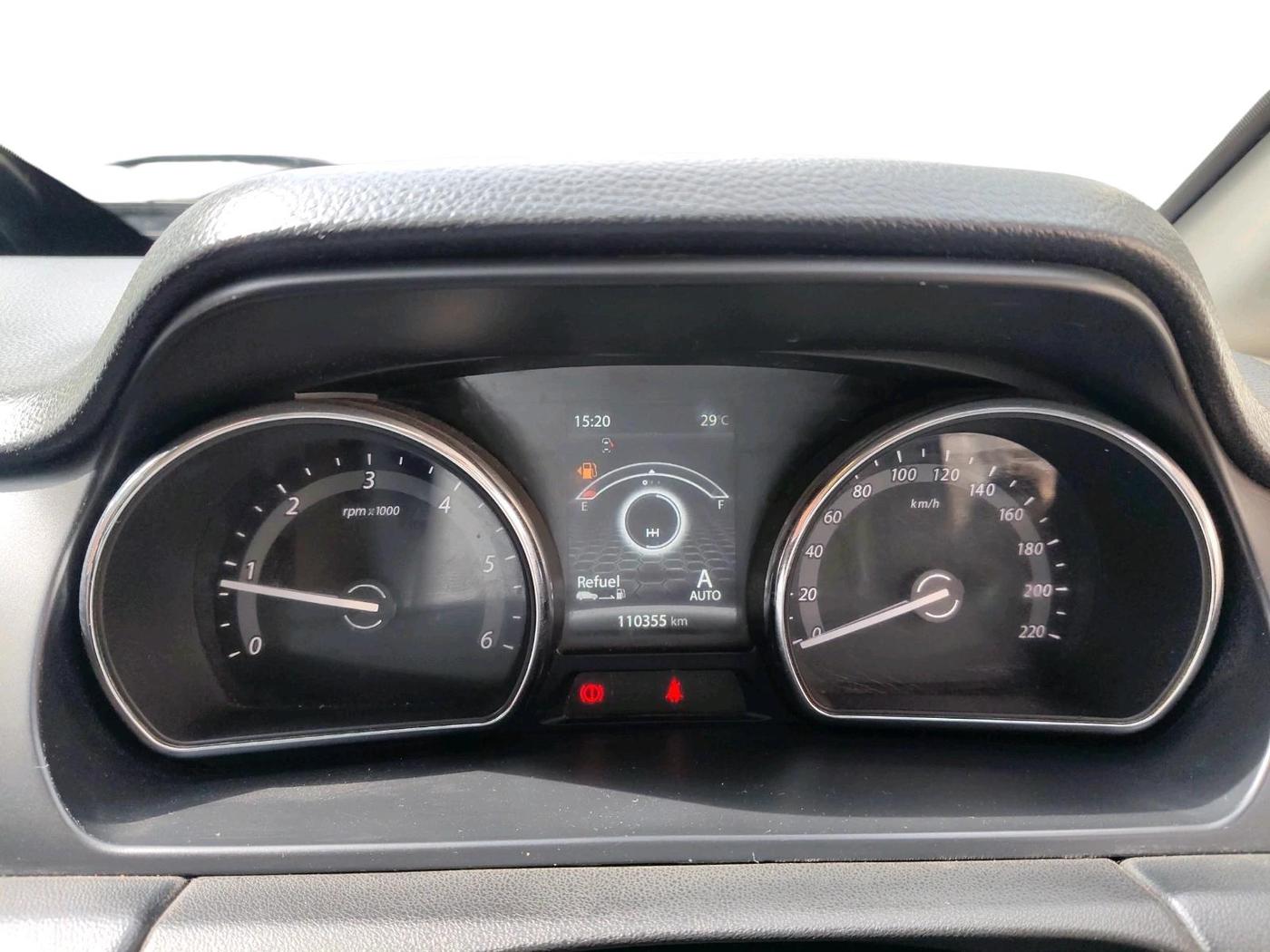 2018 Tata Hexa XT 4X2 7 STR, Diesel, Manual, 1,10,355 km, interior