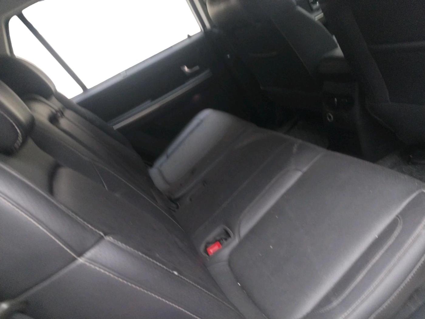 2018 Tata Hexa XT 4X2 7 STR, Diesel, Manual, 1,10,355 km, interior