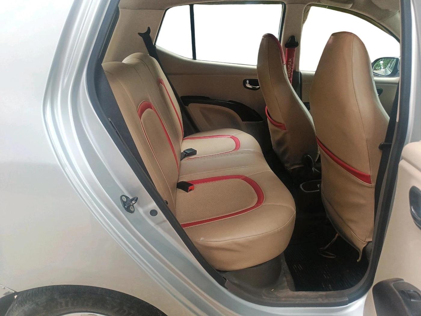 2013 Hyundai i10 MAGNA 1.2, Petrol, Manual, 1,18,978 km, interior