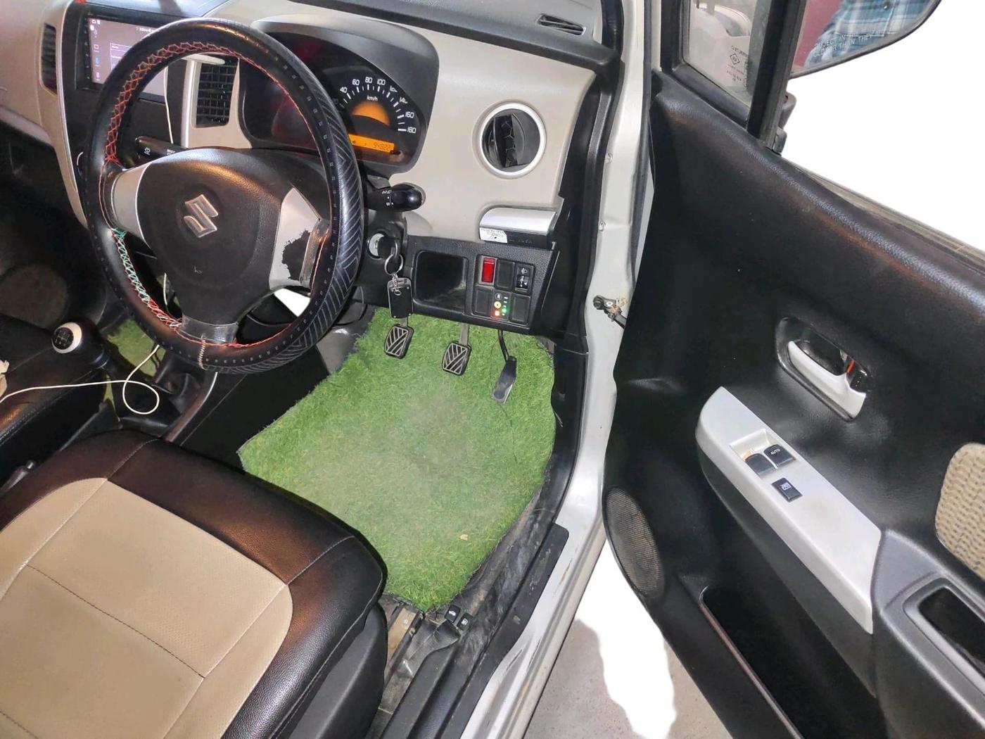 2014 Maruti Wagon R 1.0 LXI LPG, Petrol, Manual, 94,822 km, interior