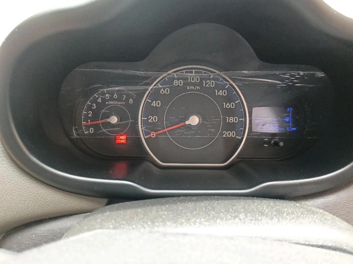 2015 Hyundai i10 SPORTZ 1.1, Petrol, Manual, 23,566 km, interior