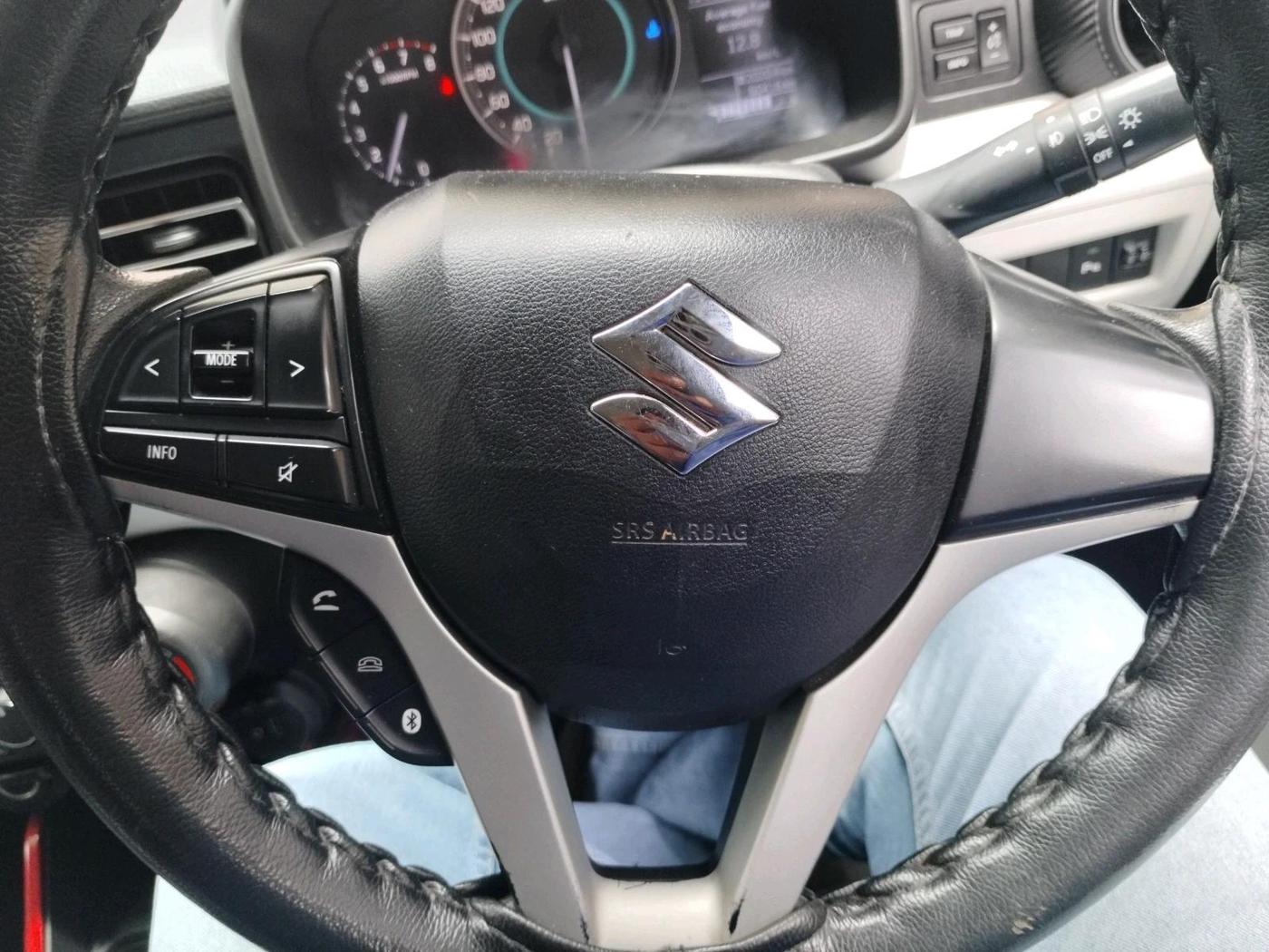 2018 Maruti IGNIS ZETA 1.2 AMT DUAL TONE, Petrol, Automatic, 60,416 km, interior