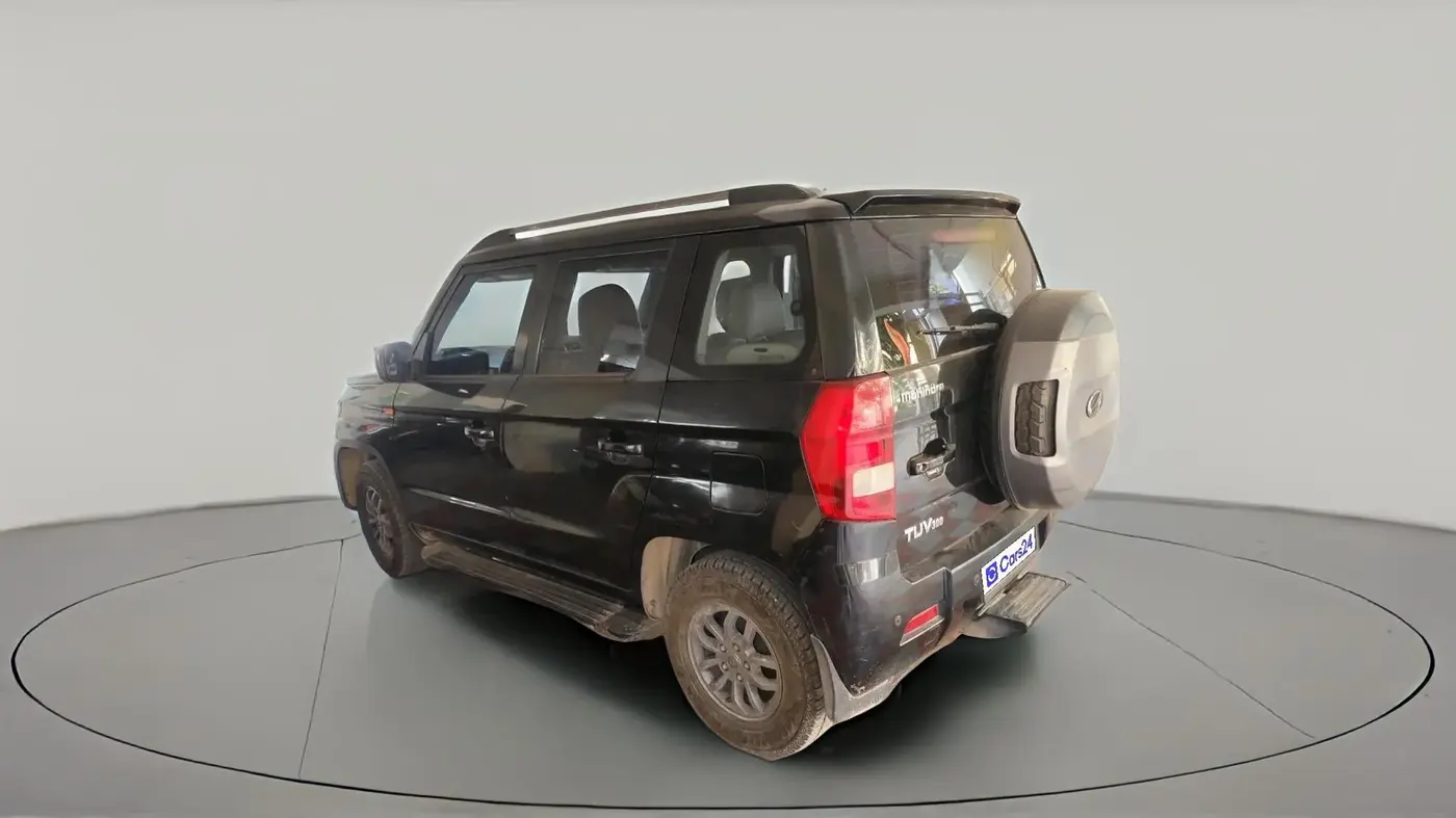 2019 Mahindra TUV300 T10, Diesel, Manual, 76,273 km, exterior
