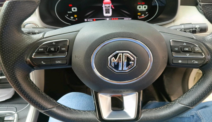 2023 MG ASTOR SMART 1.5 CVT, Petrol, Automatic, 33,958 km, interior