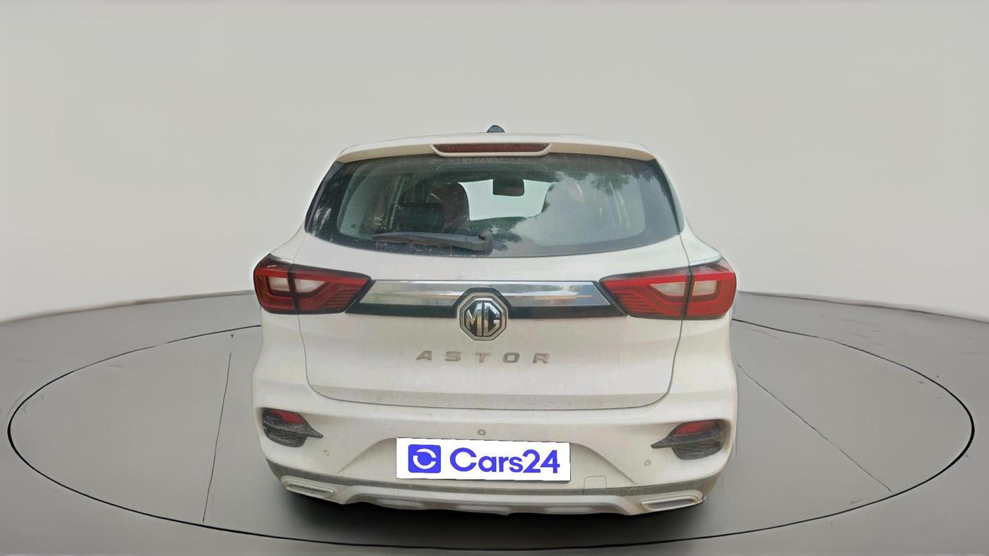 2024 MG ASTOR Sprint 1.5 MT (Ivory), Petrol, Manual, 16,164 km, exterior