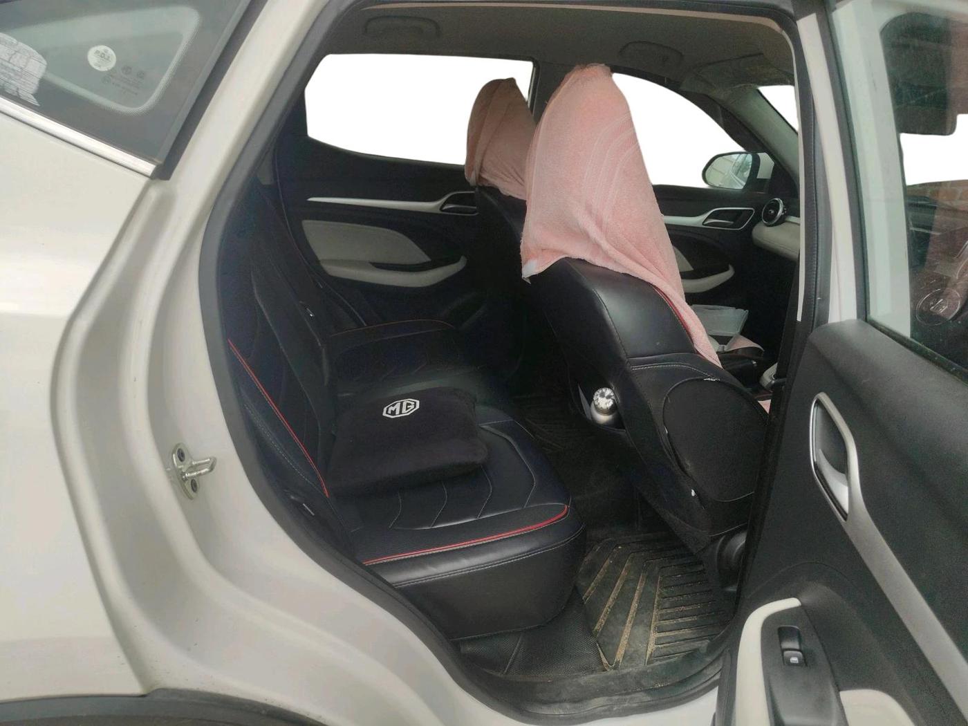 2024 MG ASTOR Sprint 1.5 MT (Ivory), Petrol, Manual, 16,164 km, interior