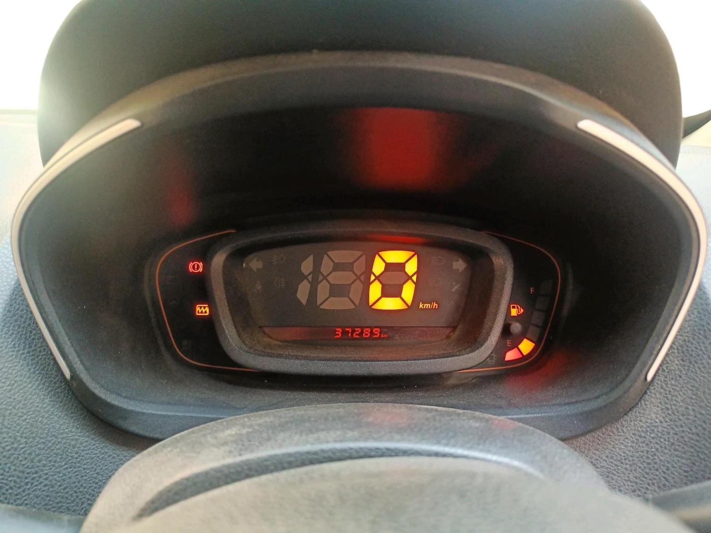 2017 Renault Kwid RXL, Petrol, Manual, 37,289 km, interior