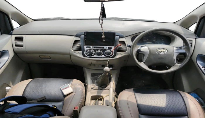 2012 Toyota Innova GX 2.5 7 STR, Diesel, Manual, 2,37,177 km, interior
