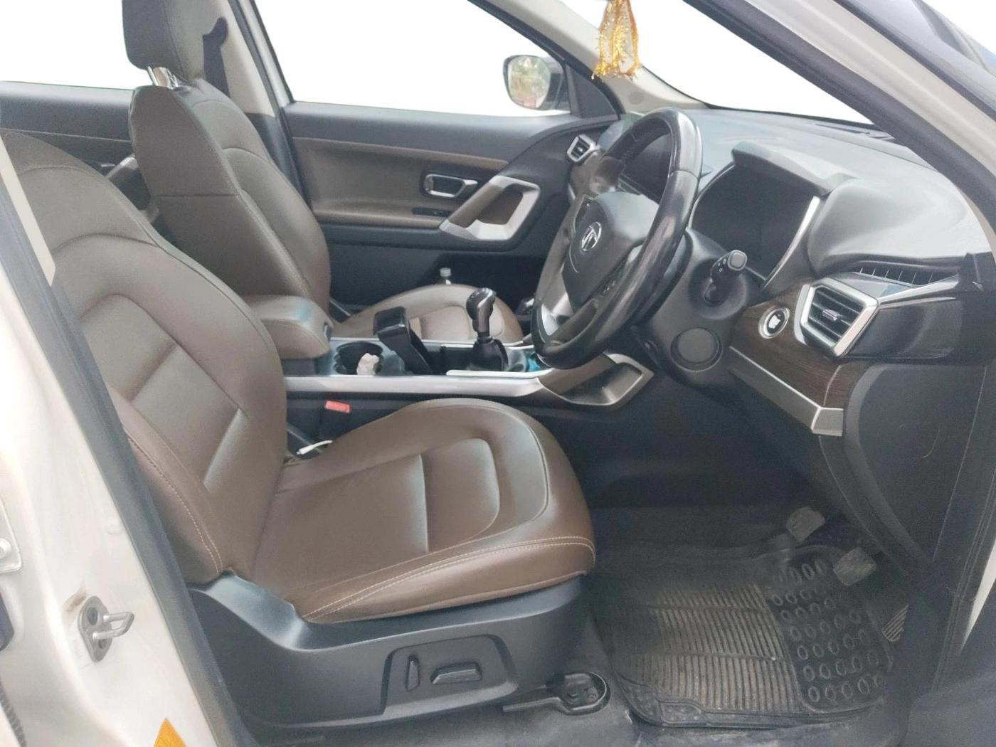 2021 Tata Harrier XZ PLUS 2.0L DUAL TONE, Diesel, Manual, 1,47,100 km, interior