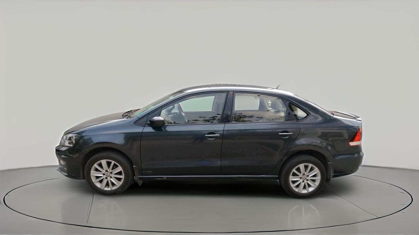 2016 Volkswagen Vento 1.2 TSI HIGHLINE PLUS AT, Petrol, Automatic, 72,950 km, exterior