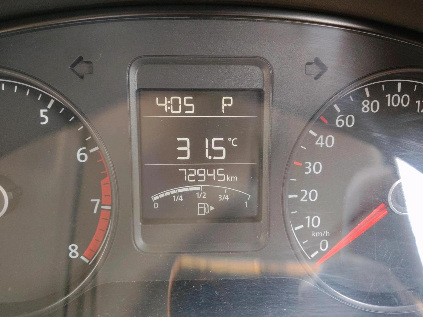 2016 Volkswagen Vento 1.2 TSI HIGHLINE PLUS AT, Petrol, Automatic, 72,950 km, interior