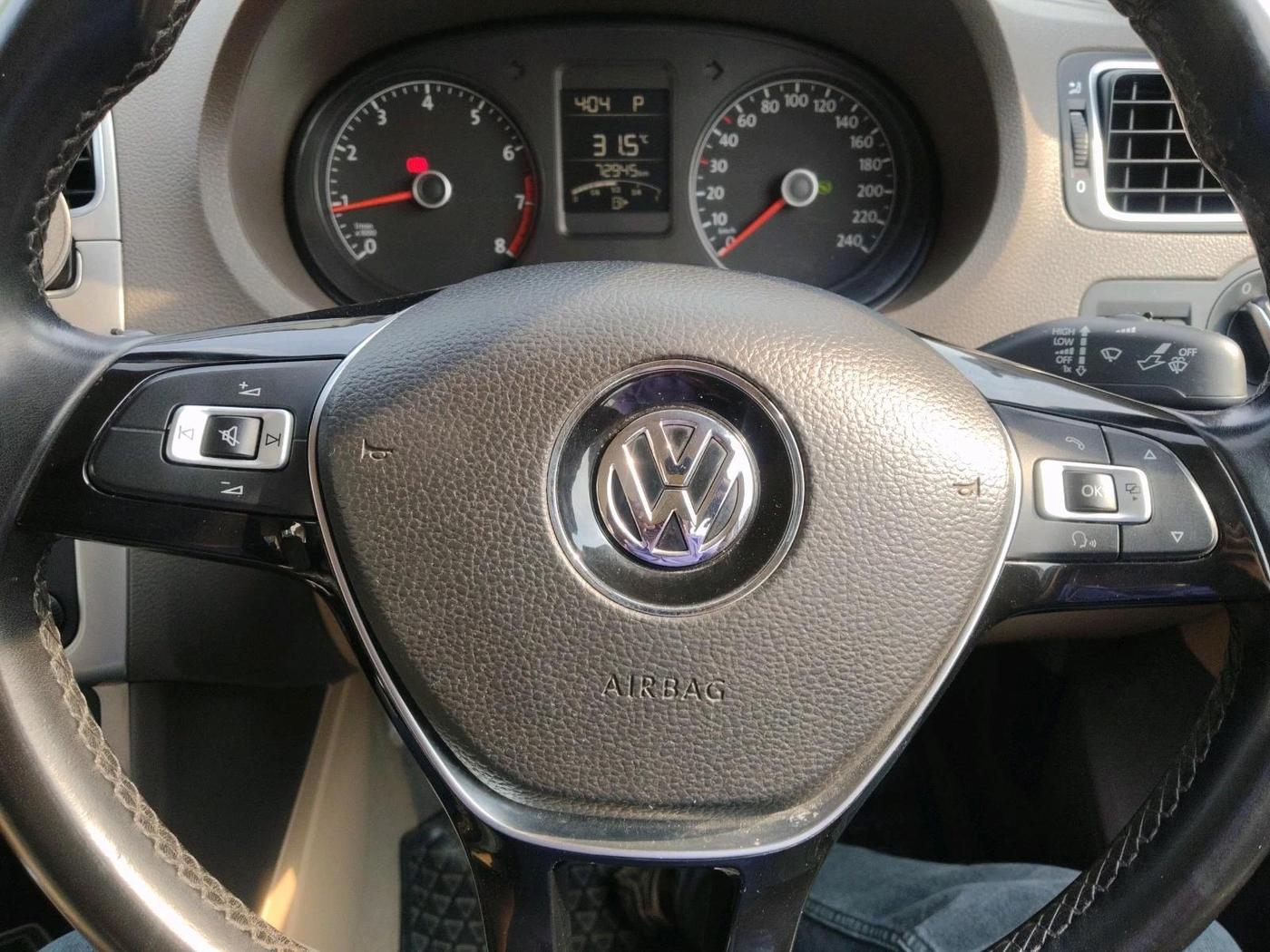 2016 Volkswagen Vento 1.2 TSI HIGHLINE PLUS AT, Petrol, Automatic, 72,950 km, interior