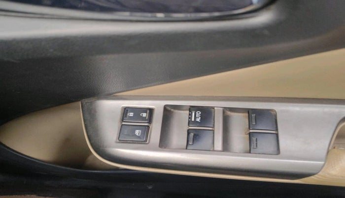 2016 Honda City 1.5L I-VTEC VX CVT, Petrol, Automatic, 1,38,229 km, interior