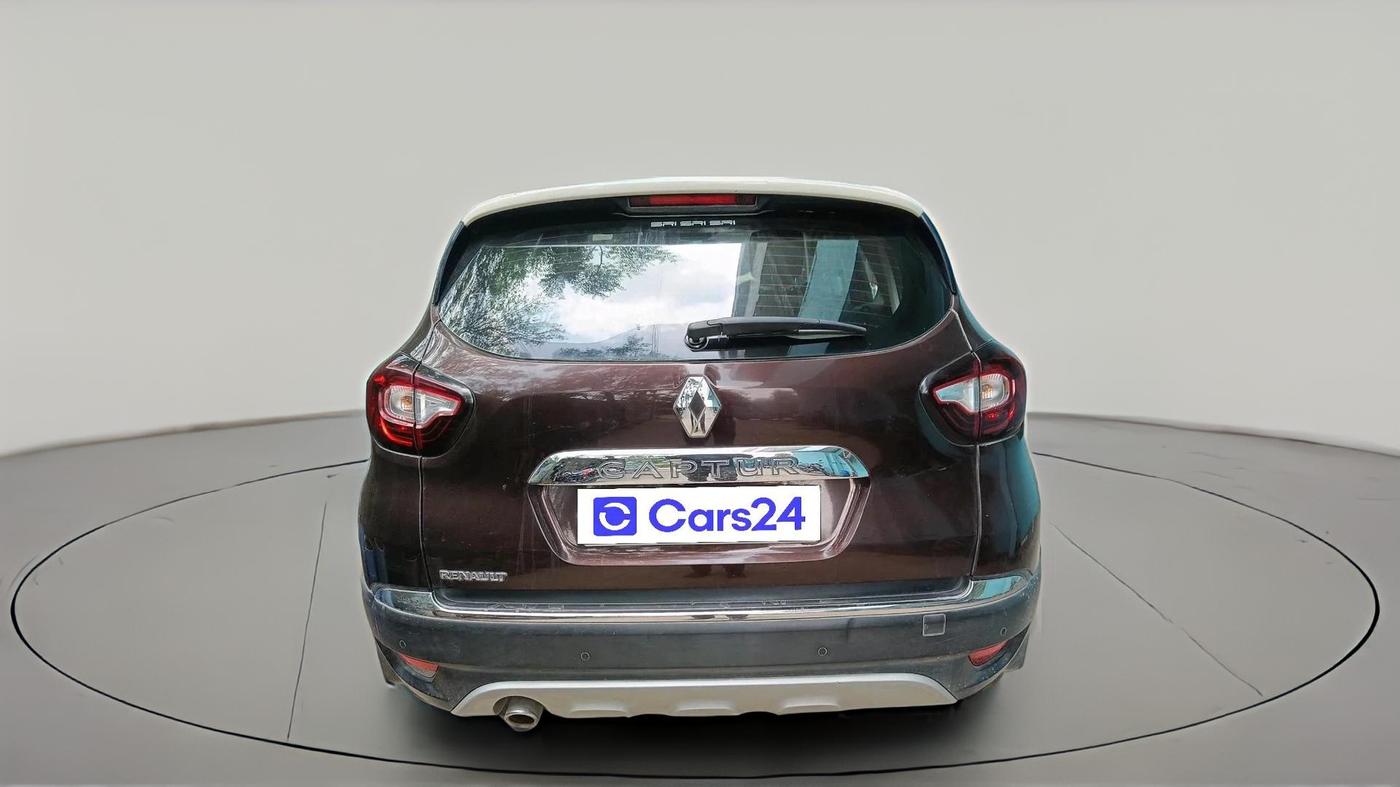 2017 Renault Captur RXT PETROL DUAL TONE, Petrol, Manual, 1,31,896 km, exterior