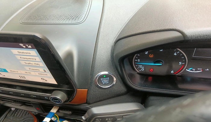 2018 Ford Ecosport TITANIUM 1.5L SPORTS(SUNROOF) DIESEL, Diesel, Manual, 76,665 km, interior