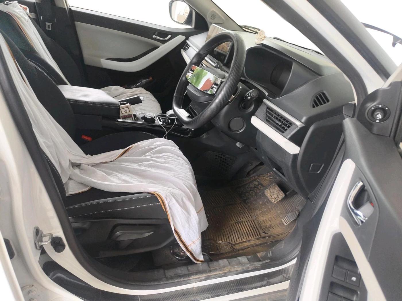 2024 Tata NEXON CREATIVE PLUS S 1.2 REVOTRON 6 AMT DT, Petrol, Automatic, 11,769 km, interior
