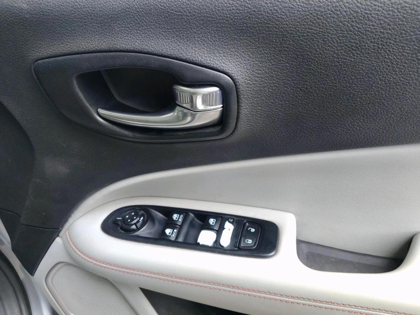 2018 Jeep Compass LIMITED (O) 1.4 PETROL AT, Petrol, Automatic, 1,03,617 km, interior