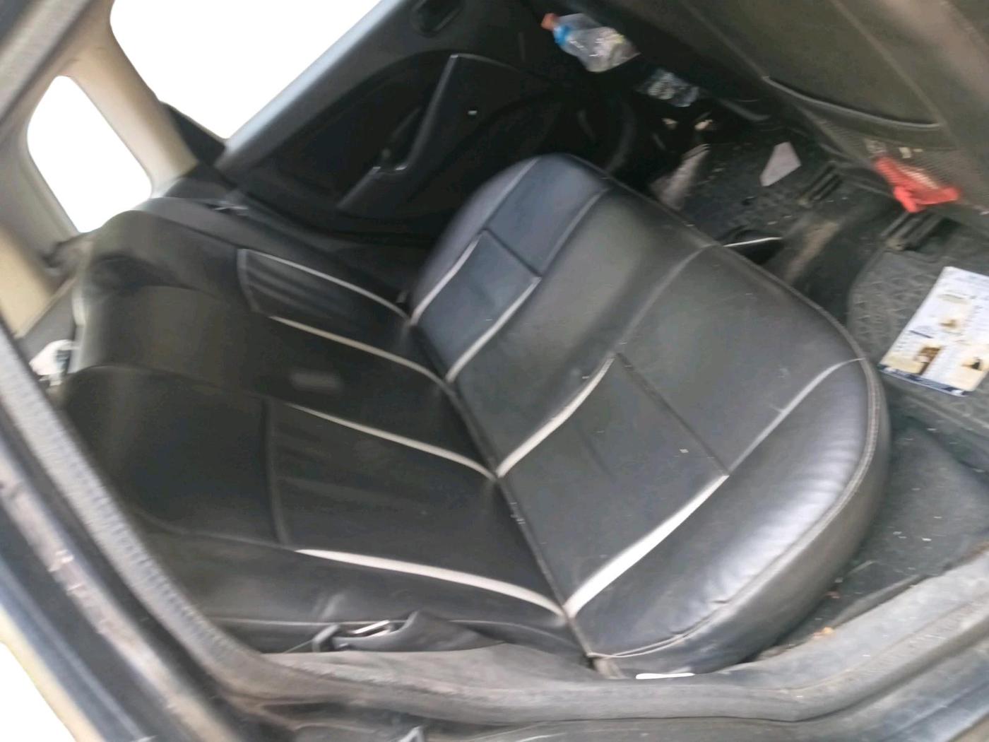 2011 Ford Figo EXI 1.2 PETROL, CNG, Manual, 1,01,031 km, interior