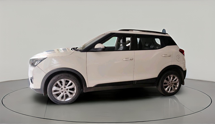 2019 Mahindra XUV300 W8 1.5 DIESEL, Diesel, Manual, 1,16,442 km, exterior