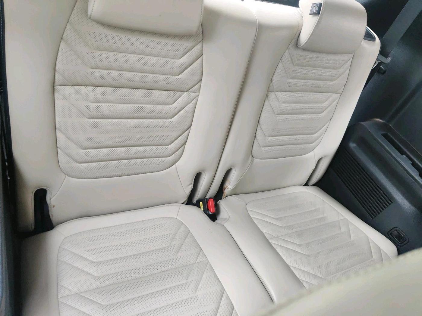 2023 KIA CARENS LUXURY PLUS IMT 1.5 DIESEL IMT, Diesel, Manual, 49,077 km, interior