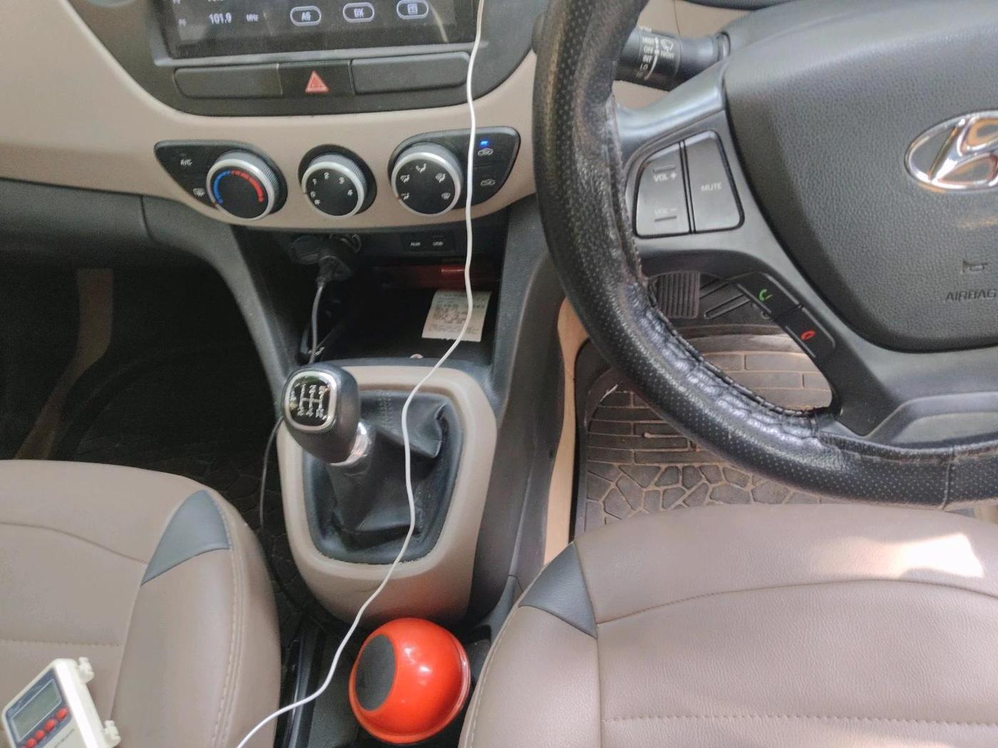 2015 Hyundai Grand i10 ASTA 1.2 KAPPA VTVT, Petrol, Manual, 93,313 km, interior