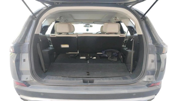 2023 Tata Safari XZA PLUS, Diesel, Automatic, 64,339 km, exterior