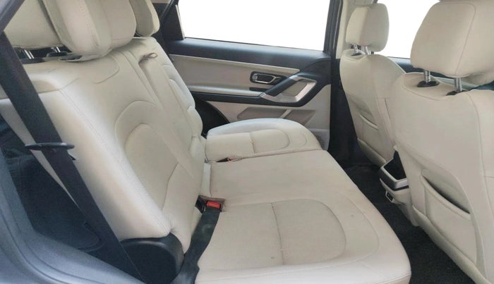 2023 Tata Safari XZA PLUS, Diesel, Automatic, 64,339 km, interior
