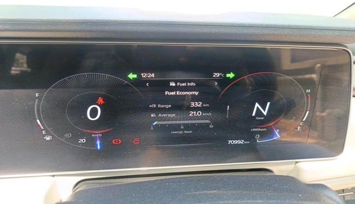 2022 Mahindra XUV700 AX 3 D MT 7 STR, Diesel, Manual, 70,992 km, interior