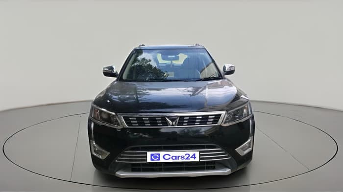 2023 Mahindra XUV300 W8 (O) 1.2 PETROL, Petrol, Manual, 54,873 km, exterior