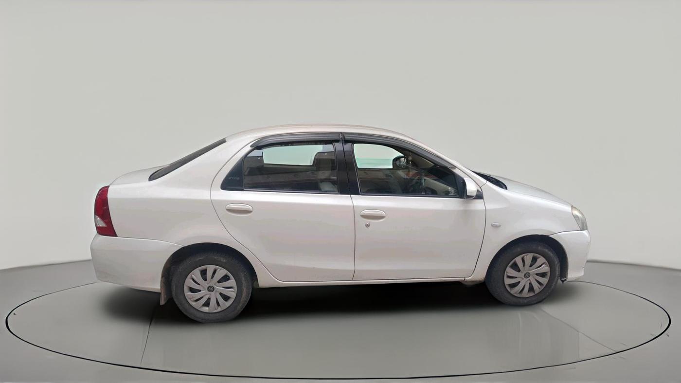 2018 Toyota Etios GD, Diesel, Manual, 3,44,691 km, exterior