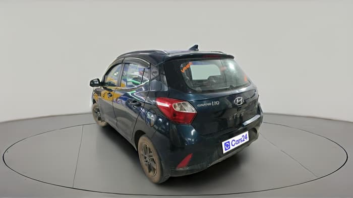 2021 Hyundai GRAND I10 NIOS SPORTZ 1.2 KAPPA VTVT, Petrol, Manual, 1,22,463 km, exterior