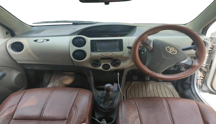 2015 Toyota Etios GD, Diesel, Manual, 2,34,699 km, interior