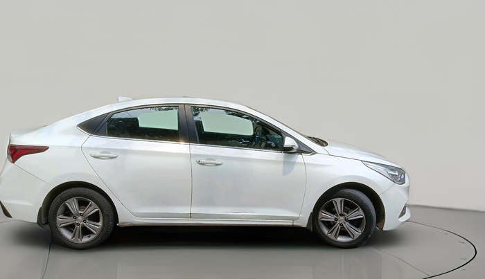 2017 Hyundai Verna 1.6 CRDI SX + AT, Diesel, Automatic, 84,539 km, exterior