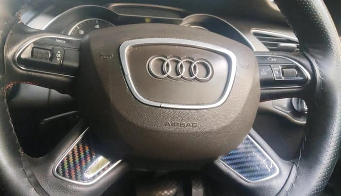 2014 Audi A4 2.0 TDI Multitronic, Diesel, Automatic, 91,399 km, interior