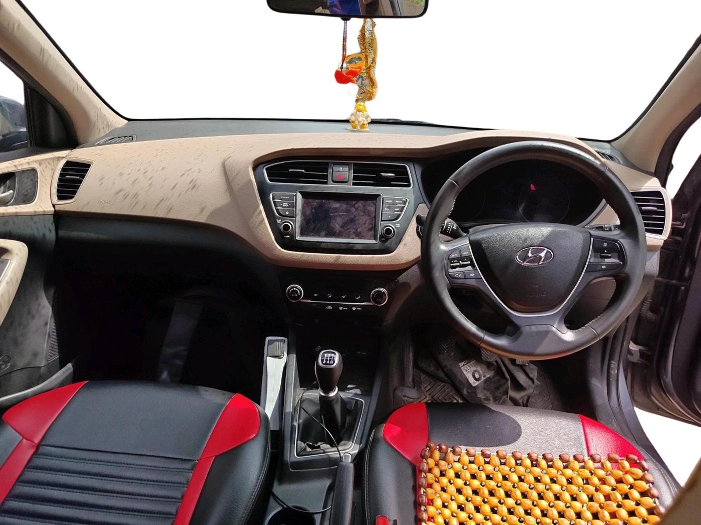 2020 Hyundai Elite i20 ASTA 1.2 (O), Petrol, Manual, 47,585 km, interior