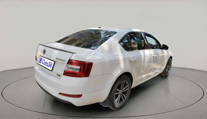 2017 Skoda Octavia STYLE PLUS AT 1.8 TSI, Petrol, Automatic, 1,14,024 km, exterior