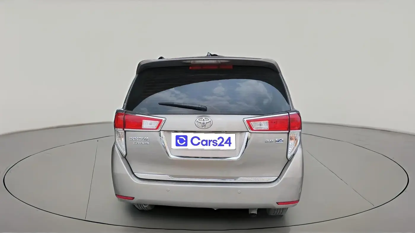 2016 Toyota Innova Crysta 2.8 ZX AT 7 STR, Diesel, Automatic, 1,76,764 km, exterior