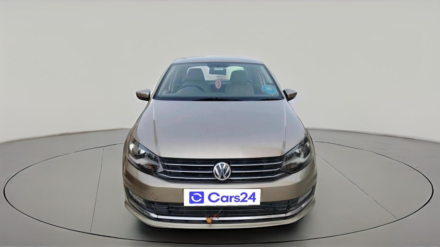 2015 Volkswagen Vento HIGHLINE 1.6 MPI, Petrol, Manual, 58,436 km, exterior
