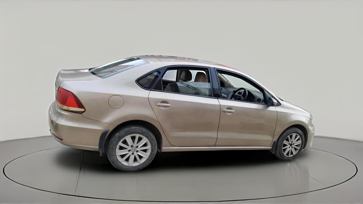 2015 Volkswagen Vento HIGHLINE 1.6 MPI, Petrol, Manual, 58,436 km, exterior