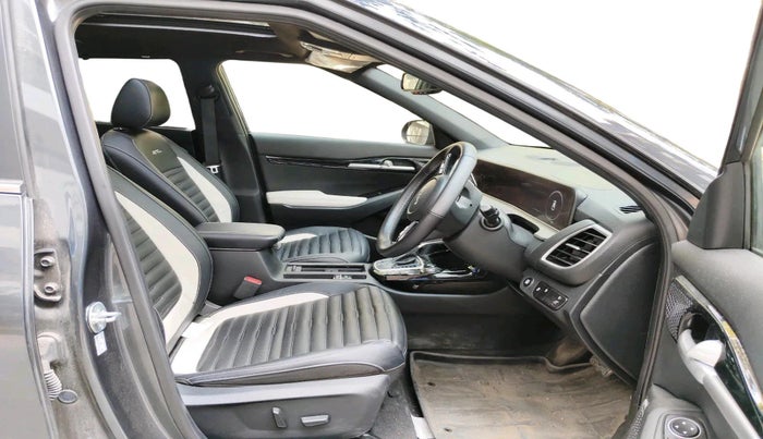 2024 KIA SELTOS  GTX Plus 1.5 Turbo Petrol DCT, Petrol, Automatic, 17,242 km, interior
