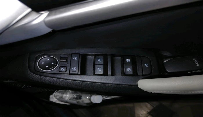 2024 KIA SELTOS  GTX Plus 1.5 Turbo Petrol DCT, Petrol, Automatic, 17,242 km, interior