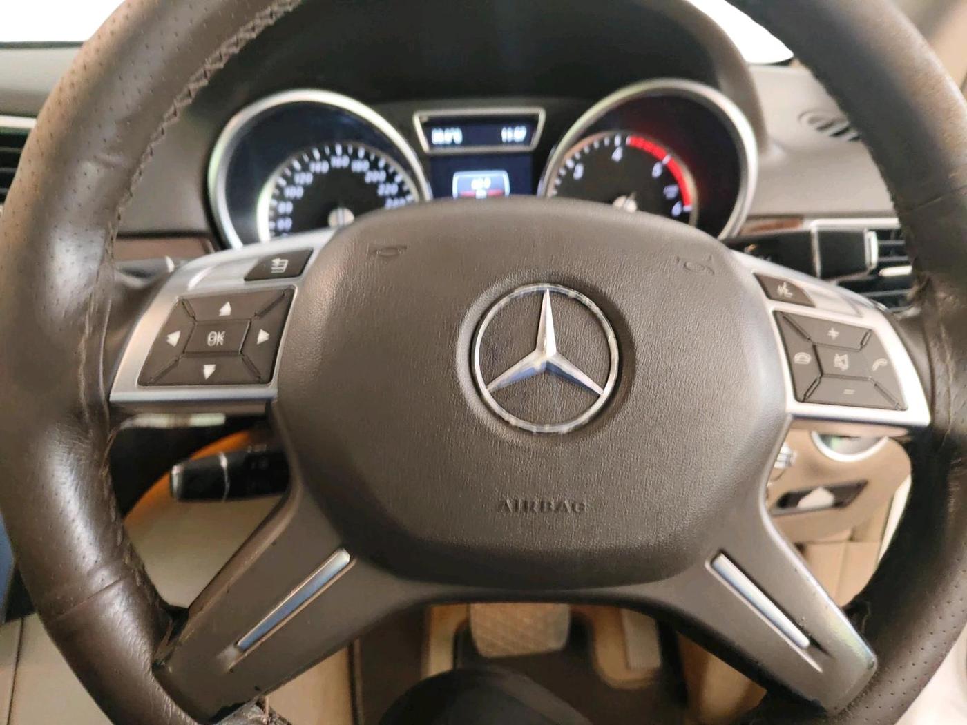 2014 Mercedes Benz Ml Class 250 CDI, Diesel, Automatic, 1,56,208 km, interior
