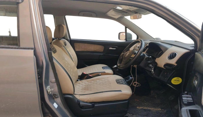 2018 Maruti Wagon R 1.0 VXI, Petrol, Manual, 1,72,742 km, interior