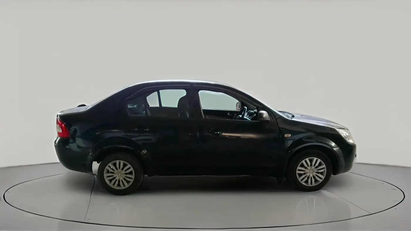 2010 Ford Fiesta ZXI 1.4 DIESEL, Diesel, Manual, 1,53,205 km, exterior