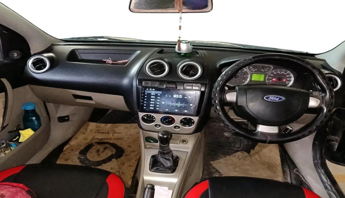 2010 Ford Fiesta ZXI 1.4 DIESEL, Diesel, Manual, 1,53,205 km, interior