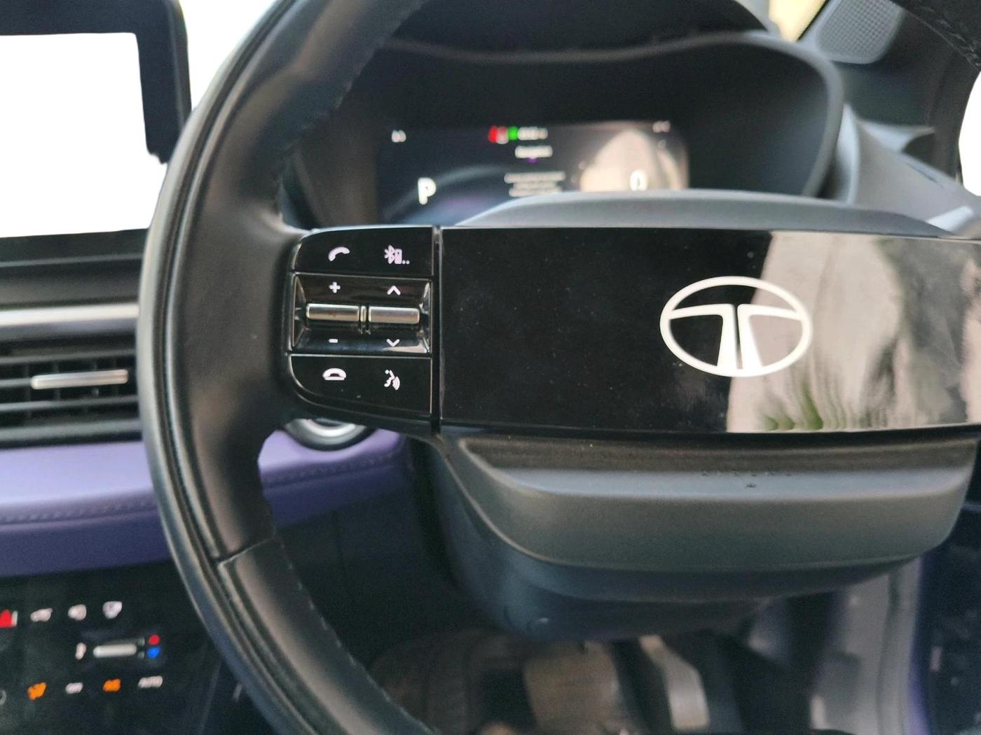 2024 Tata NEXON Fearless Plus Purple DCA Dual Tone 1.2 Petrol, Petrol, Automatic, 12,492 km, interior
