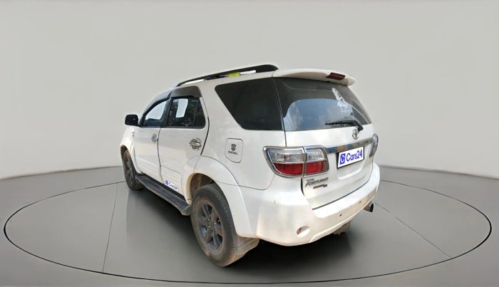 2011 Toyota Fortuner 3.0 4X4 MT, Diesel, Manual, 2,39,046 km, exterior